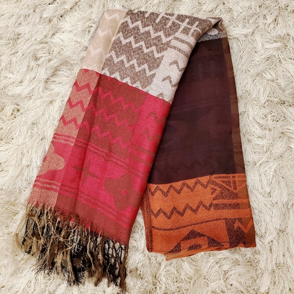 Pashmina - Picture 1 of 5